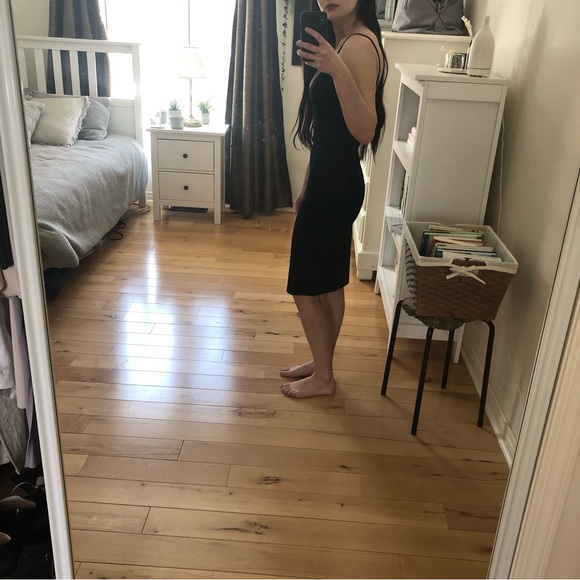 Leith Little Black Dress - Picture 5 of 9